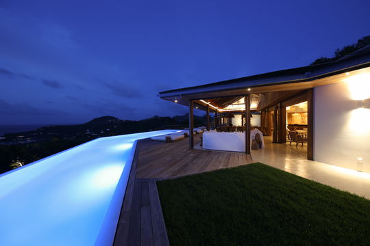 VILLA IXFALIA BY NIGHT 8.JPG