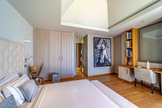 VILLA VITTI BEDROOM1 5