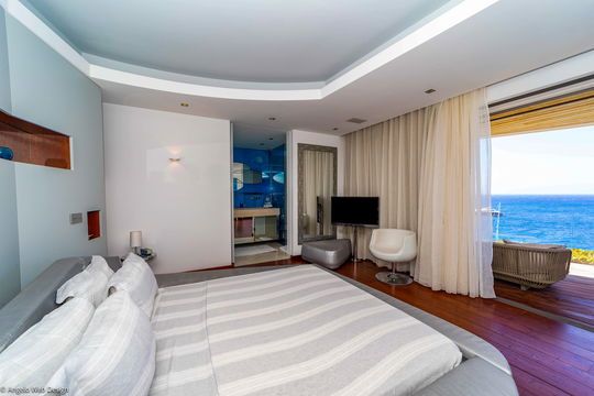 VILLA VITTI BEDROOM3 2