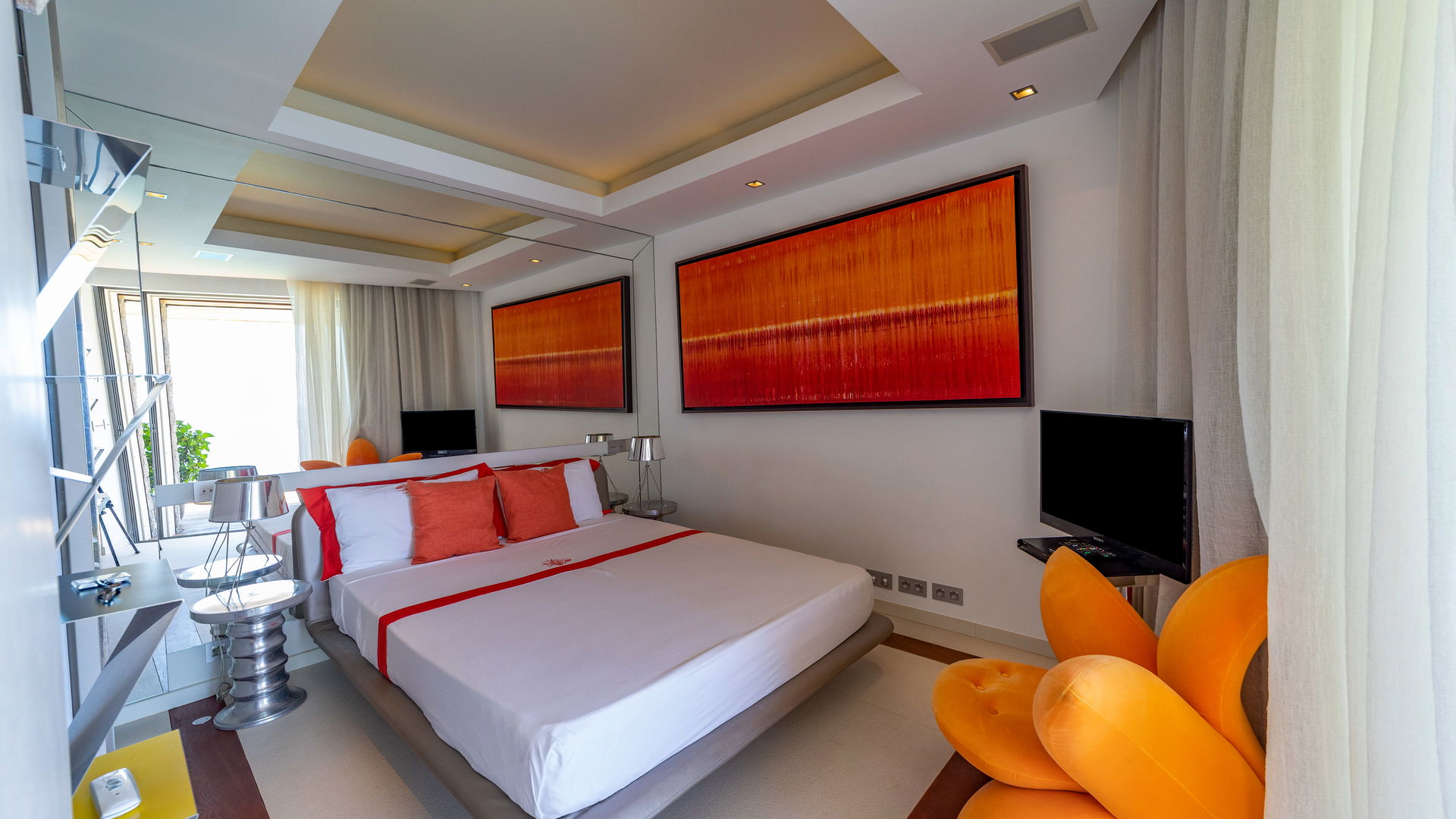 BEDROOM 4
