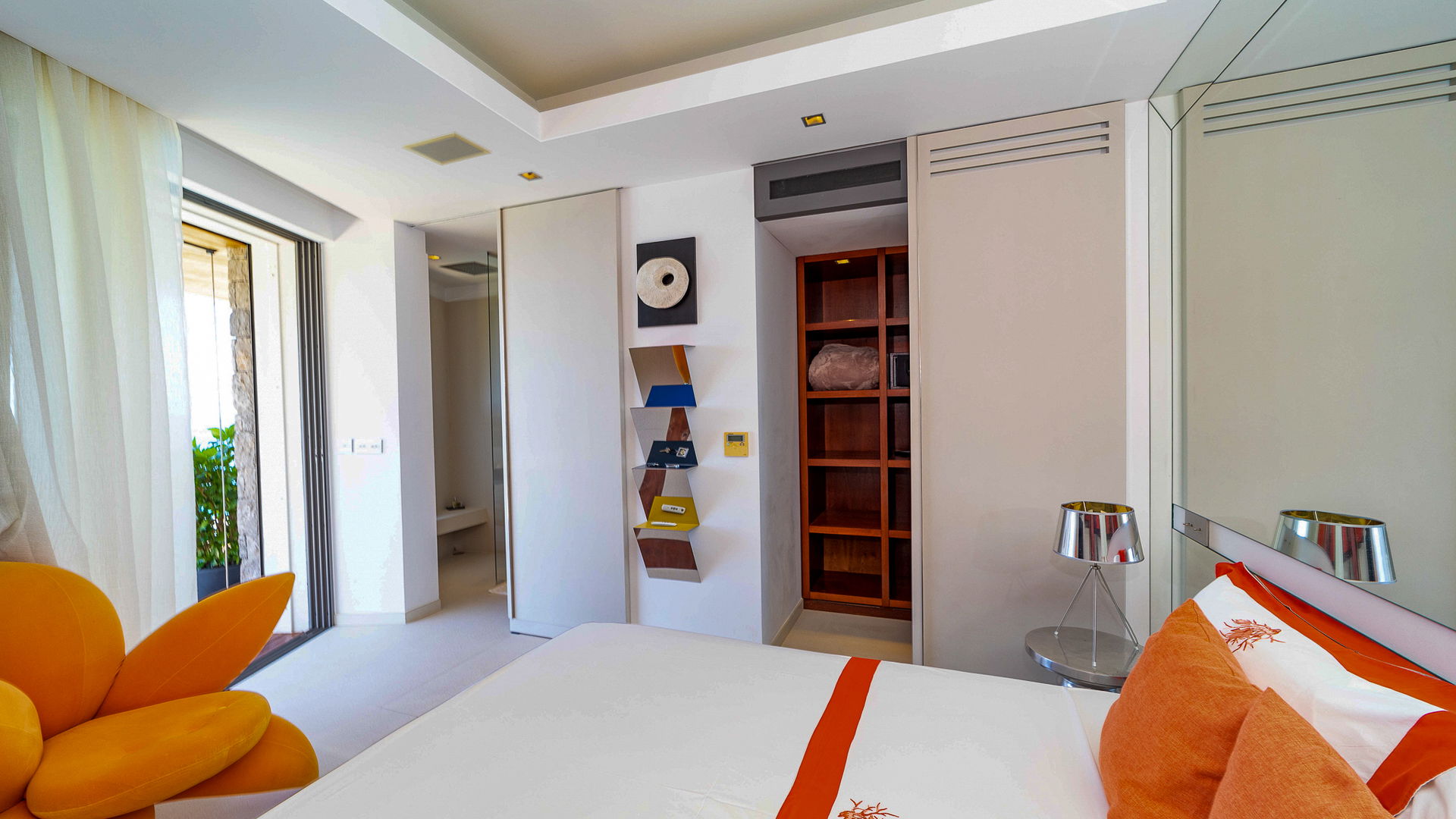 BEDROOM 4