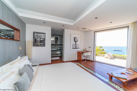 VILLA VITTI BEDROOM5 4