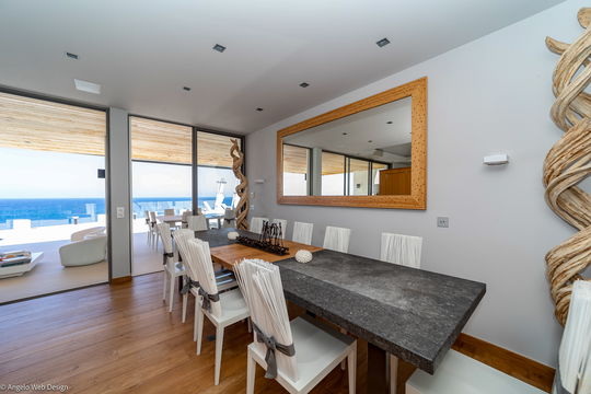 VILLA VITTI KITCHEN & DINING AREAS 2