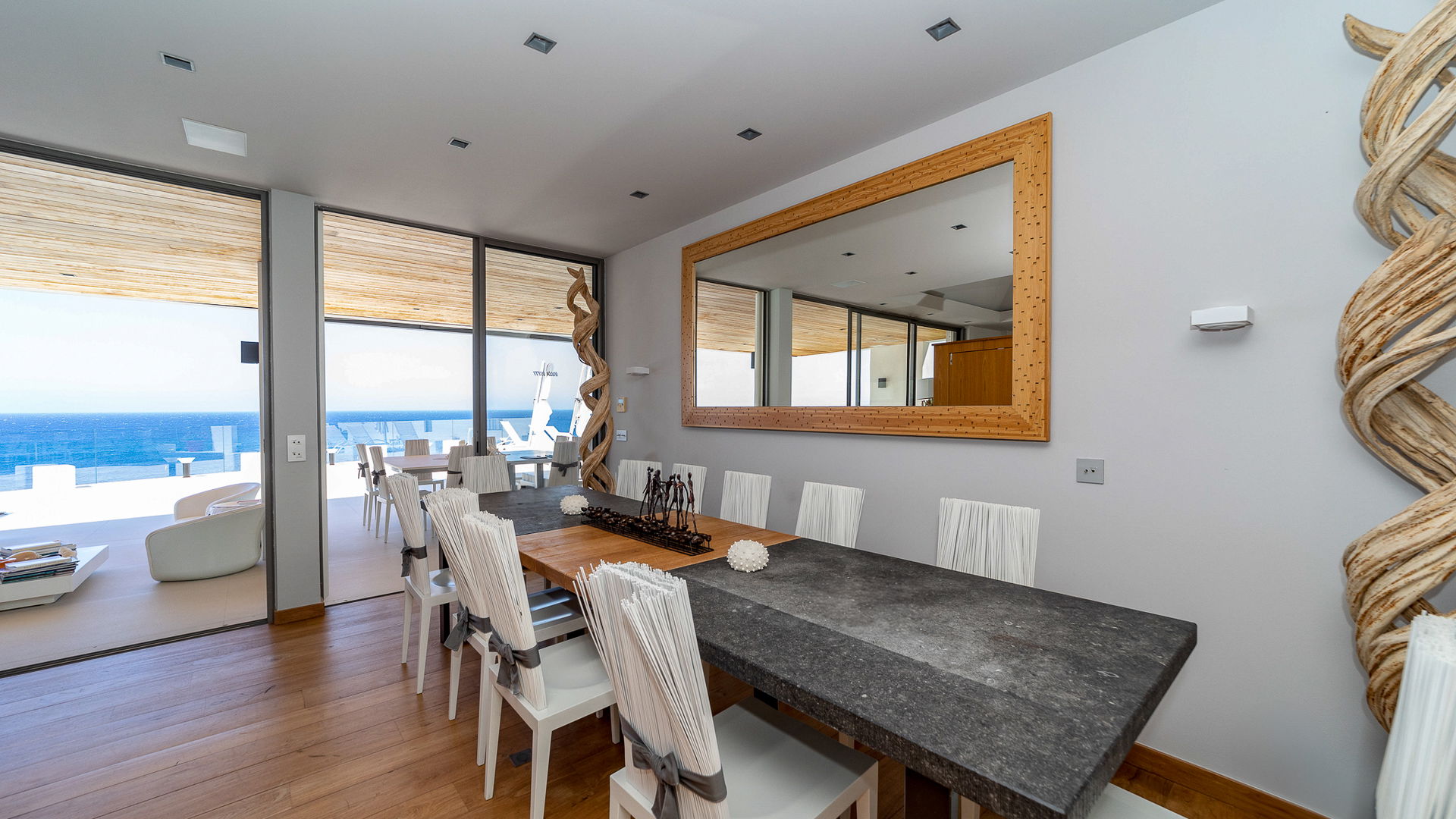 KITCHEN & DINING AREAS