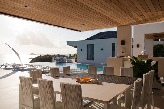 VILLA VITTI KITCHEN & DINING AREAS 5
