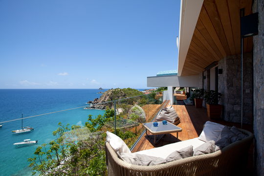 VILLA VITTI OUTDOORS 2