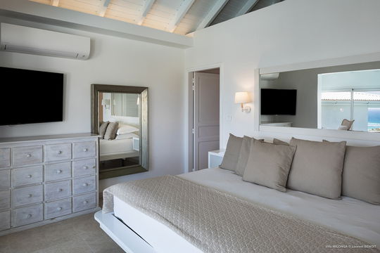 VILLA MILONGA BEDROOM1 3