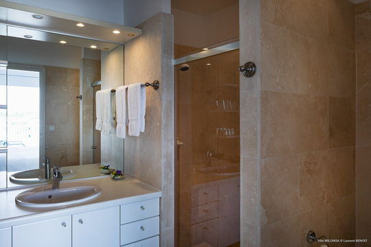 VILLA MILONGA BEDROOM2 3