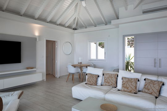 VILLA MILONGA LIVING AREA 2