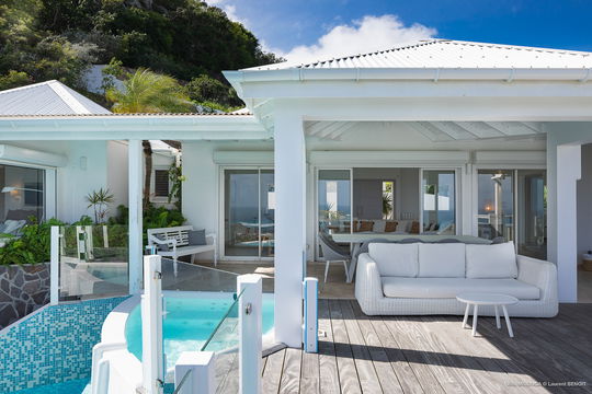 VILLA MILONGA OUTDOOR LOUNGE AREA 1