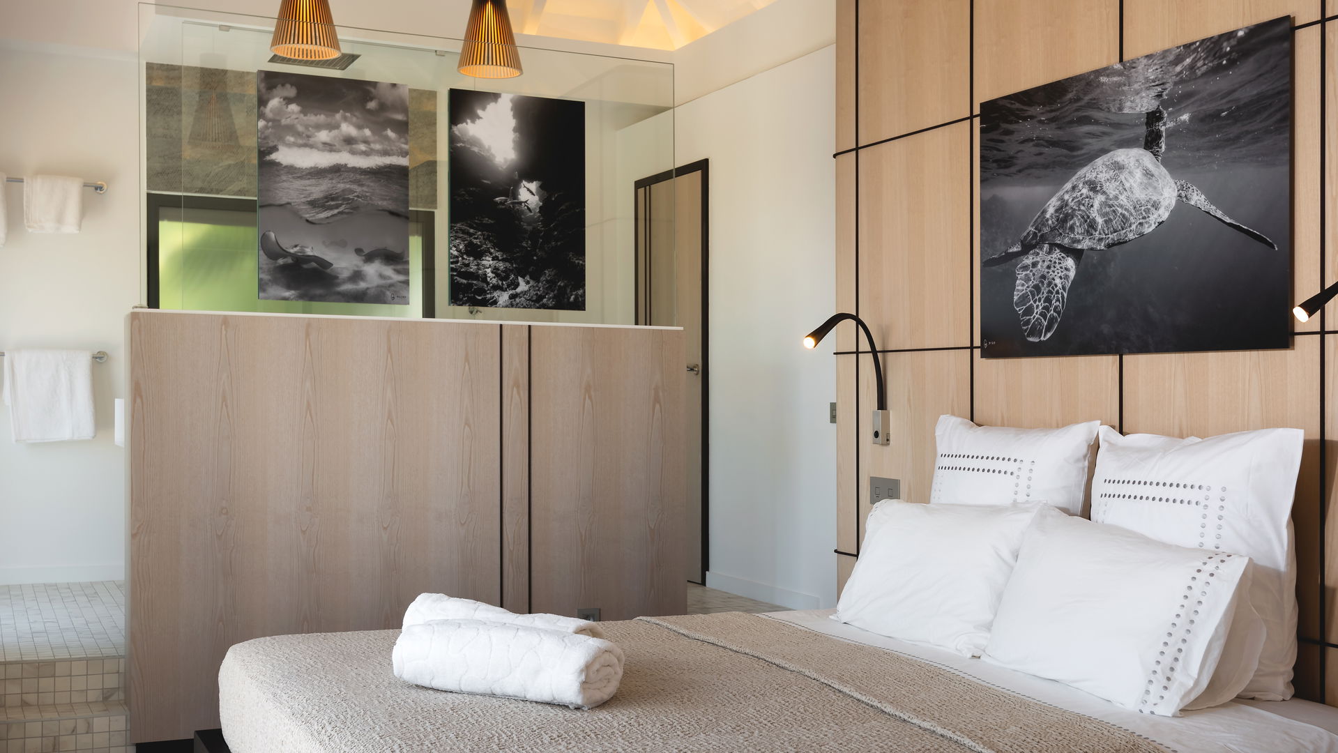 BEDROOM 1