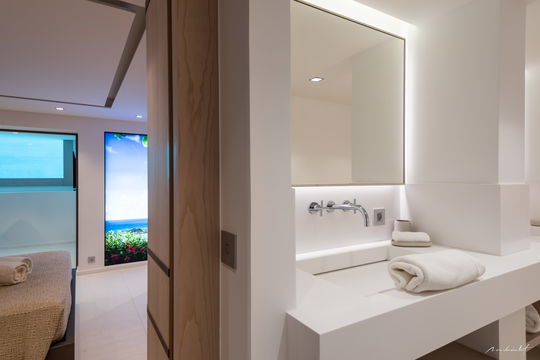 VILLA IRIS BEDROOM3 6