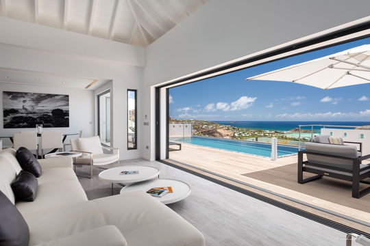 VILLA IRIS LIVING AREA 1