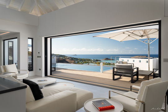 VILLA IRIS LIVING AREA 6