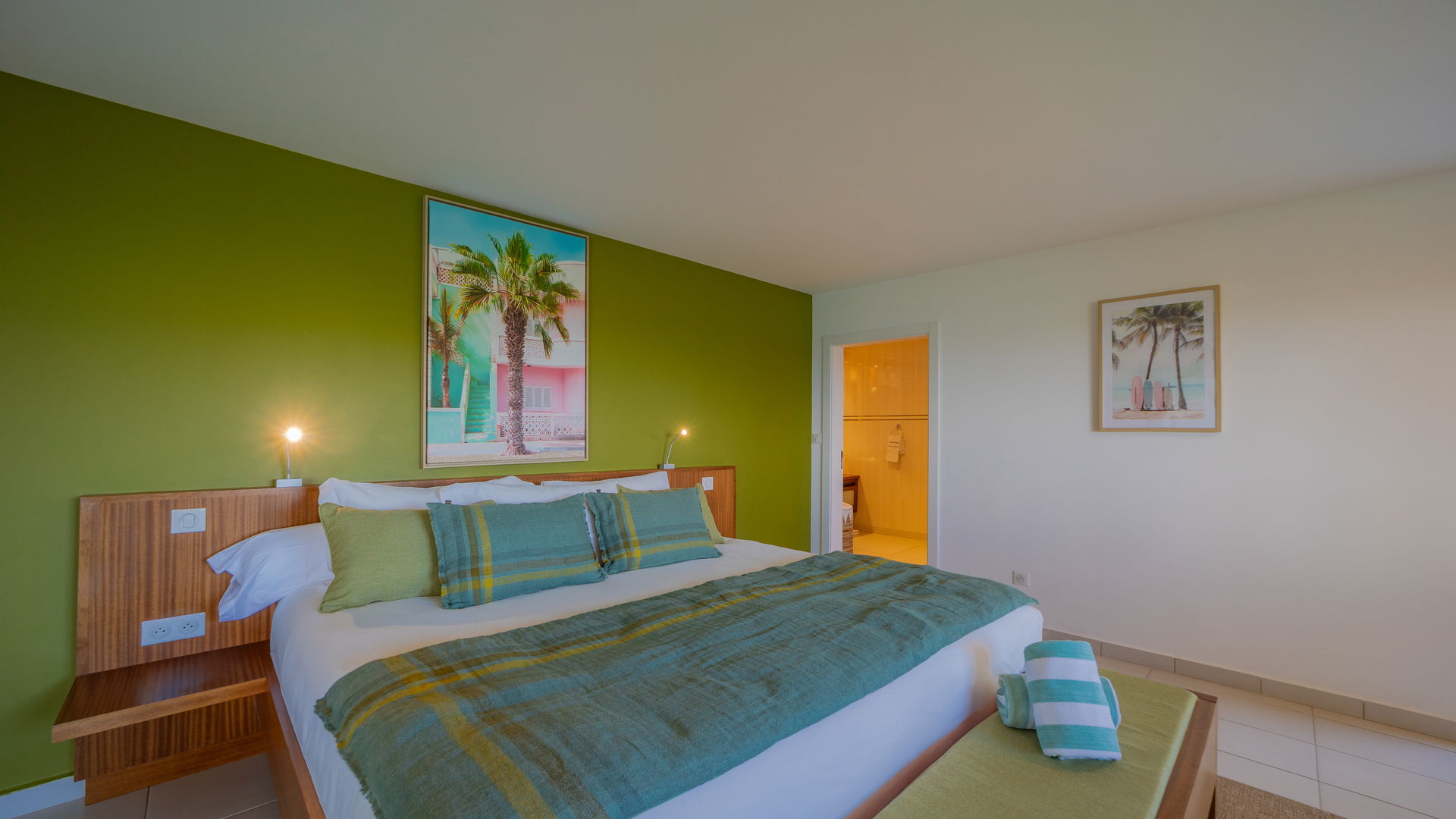 BEDROOM 4