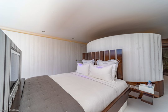 VILLA DUNES BEDROOM1 8