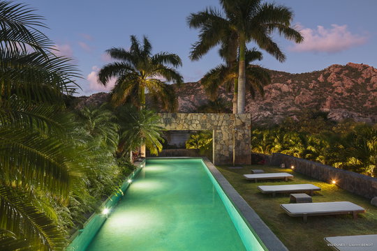 VILLA DUNES BY NIGHT 4