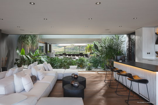 VILLA DUNES LIVING AREA 5