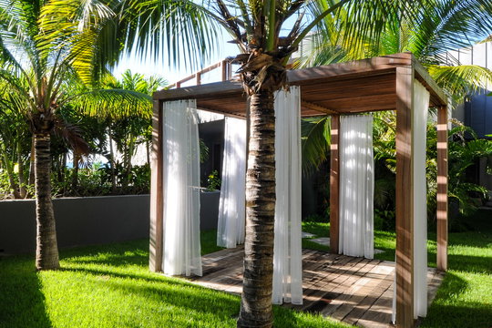 VILLA DUNES OUTDOORS 2