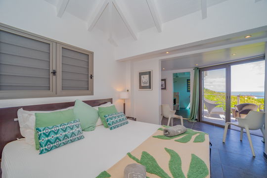 VILLA MANONJUL BEDROOM1 1