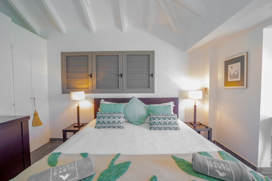 VILLA MANONJUL BEDROOM1 2