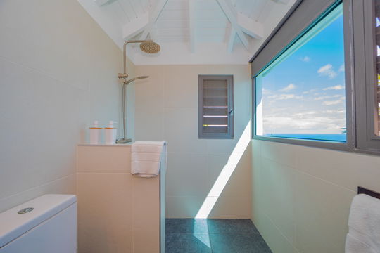 VILLA MANONJUL BEDROOM1 7