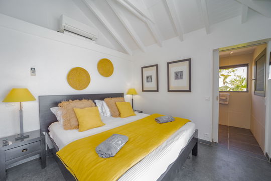 VILLA MANONJUL BEDROOM2 2