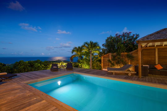 VILLA MANONJUL BY NIGHT 2