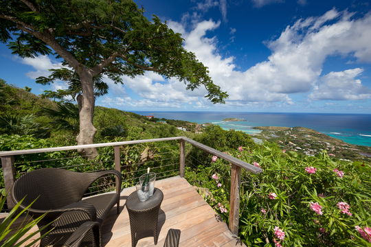 VILLA MANONJUL OUTDOORS 3