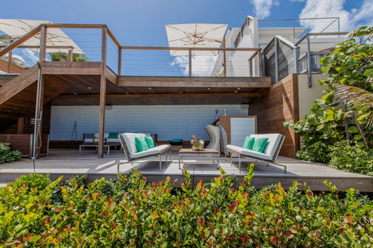 VILLA GANESHA BEACH LOUNGE AREA 4