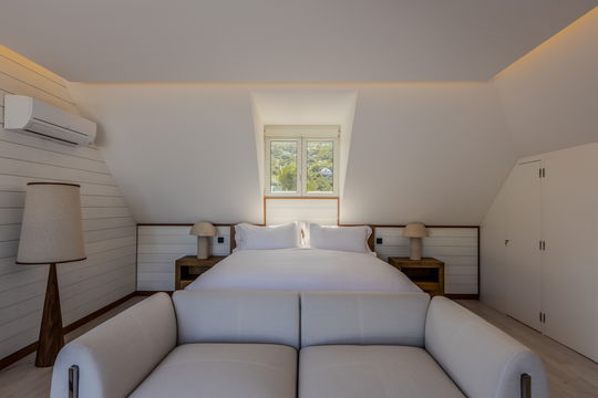 VILLA GANESHA BEDROOM1 3