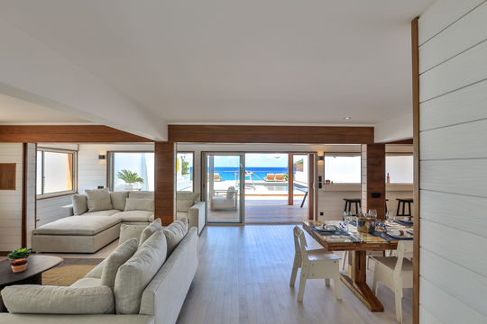 VILLA GANESHA LIVING AREA 4