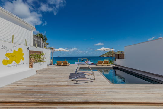 VILLA GANESHA POOL & TERRACE 4