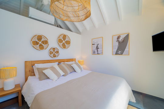 VILLA ELEA BEDROOM2 2
