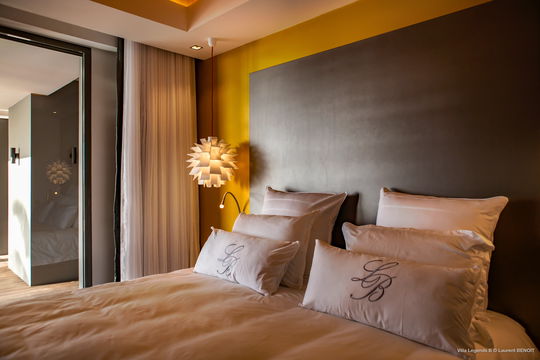 VILLA LEGENDS B BEDROOM3 7