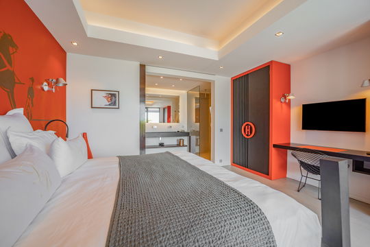 VILLA LEGENDS B BEDROOM4 3