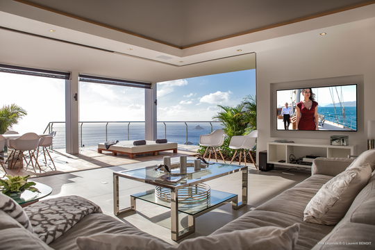 VILLA LEGENDS B LIVING AREA 2
