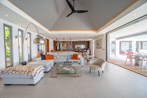 VILLA LEGENDS B LIVING AREA 5