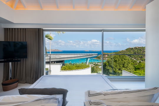 VILLA WINGS BEDROOM2 3