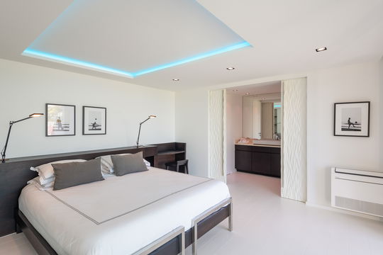 VILLA WINGS BEDROOM4 3