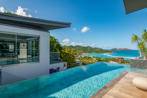 VILLA WINGS POOL & TERRACE 4