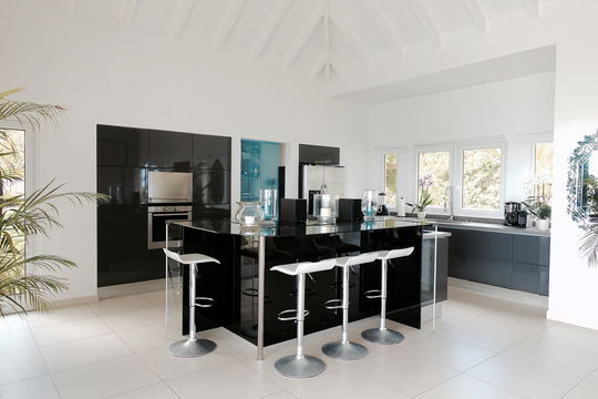 VILLA DASHA KITCHEN & DINING AREA 4