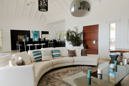VILLA DASHA LIVING AREA 4