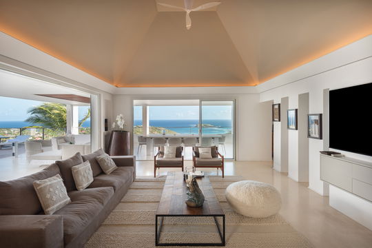 VILLA ECLIPSE LIVING AREA 1