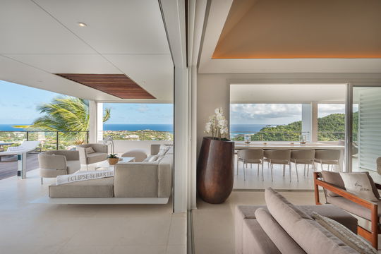VILLA ECLIPSE OUTDOOR LOUNGE AREA 1