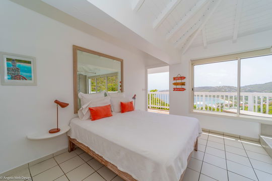VILLA IDALIA BEDROOM1 3