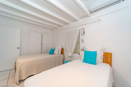 VILLA IDALIA BEDROOM2 3
