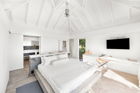 VILLA CASA DEL MAR BEDROOM1 4
