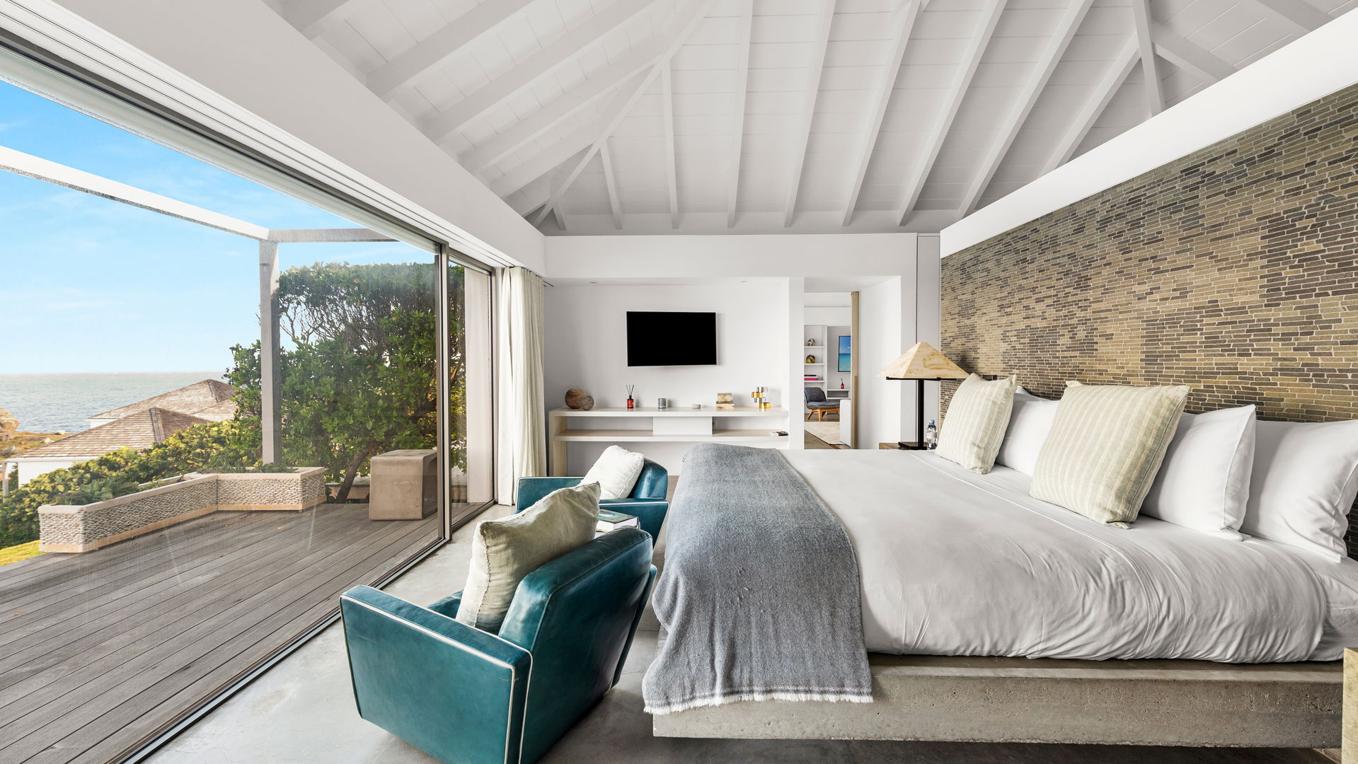 BEDROOM 5