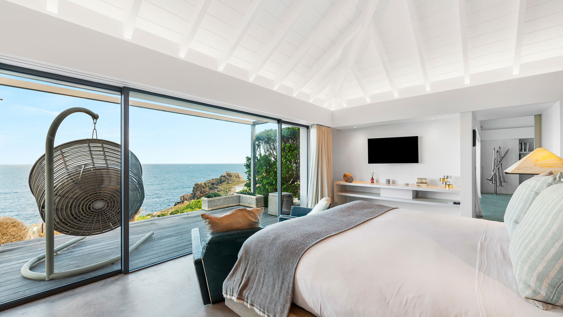 BEDROOM 5